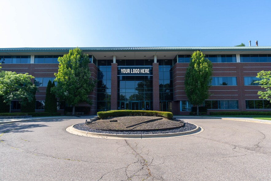 19975 Victor Pky, Livonia, MI à louer - Photo de l’immeuble – Image 2 sur 18