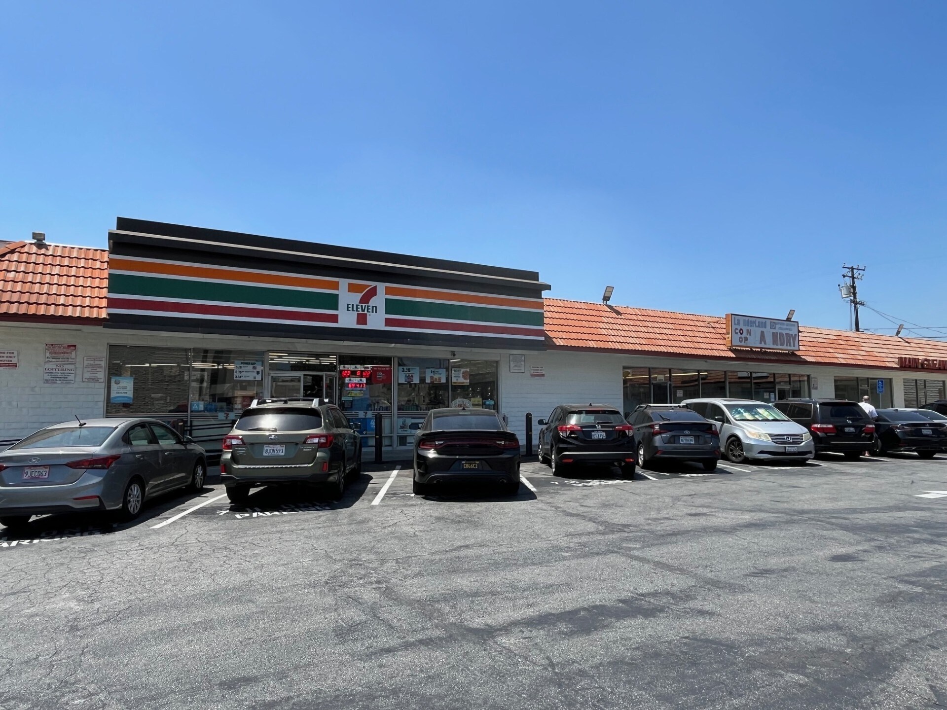 1701-1723 W Main St, Alhambra, CA à louer Photo principale– Image 1 sur 8