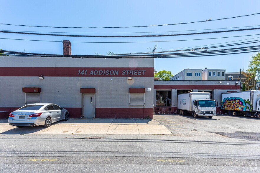 141 Addison St, Boston, MA à louer - Photo de l’immeuble – Image 3 sur 4