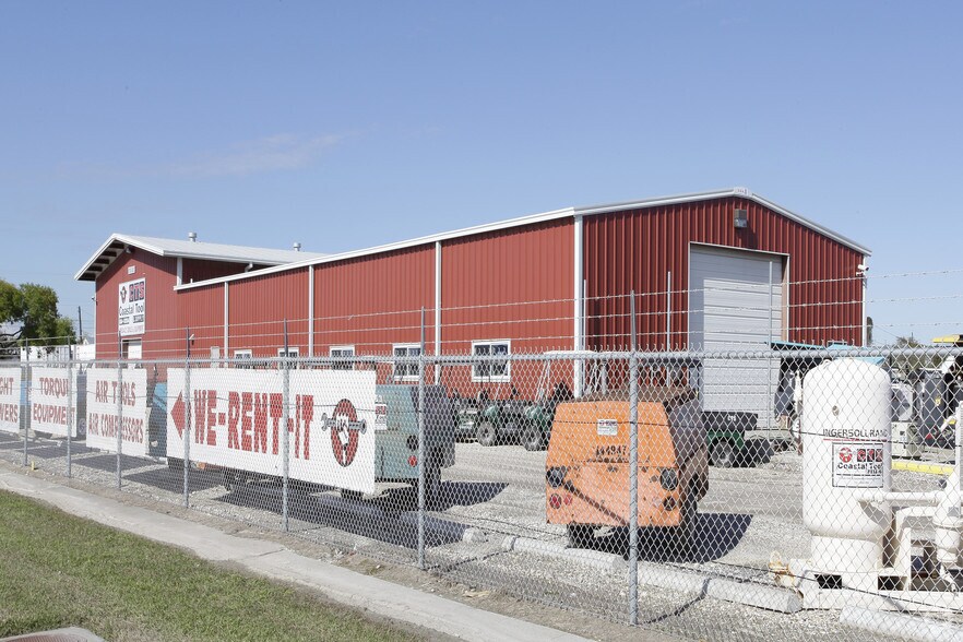 4930 I-37 Access Rd, Corpus Christi, TX à louer - Photo principale – Image 1 sur 2