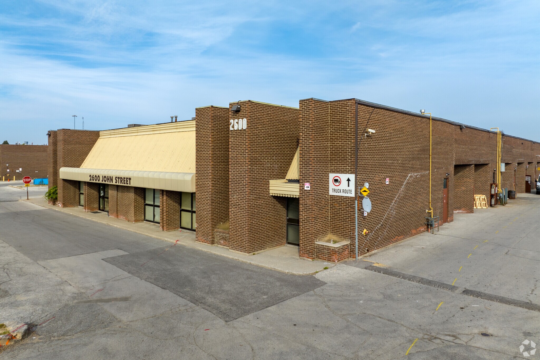 2600 John St, Markham, ON à louer Photo principale– Image 1 sur 6
