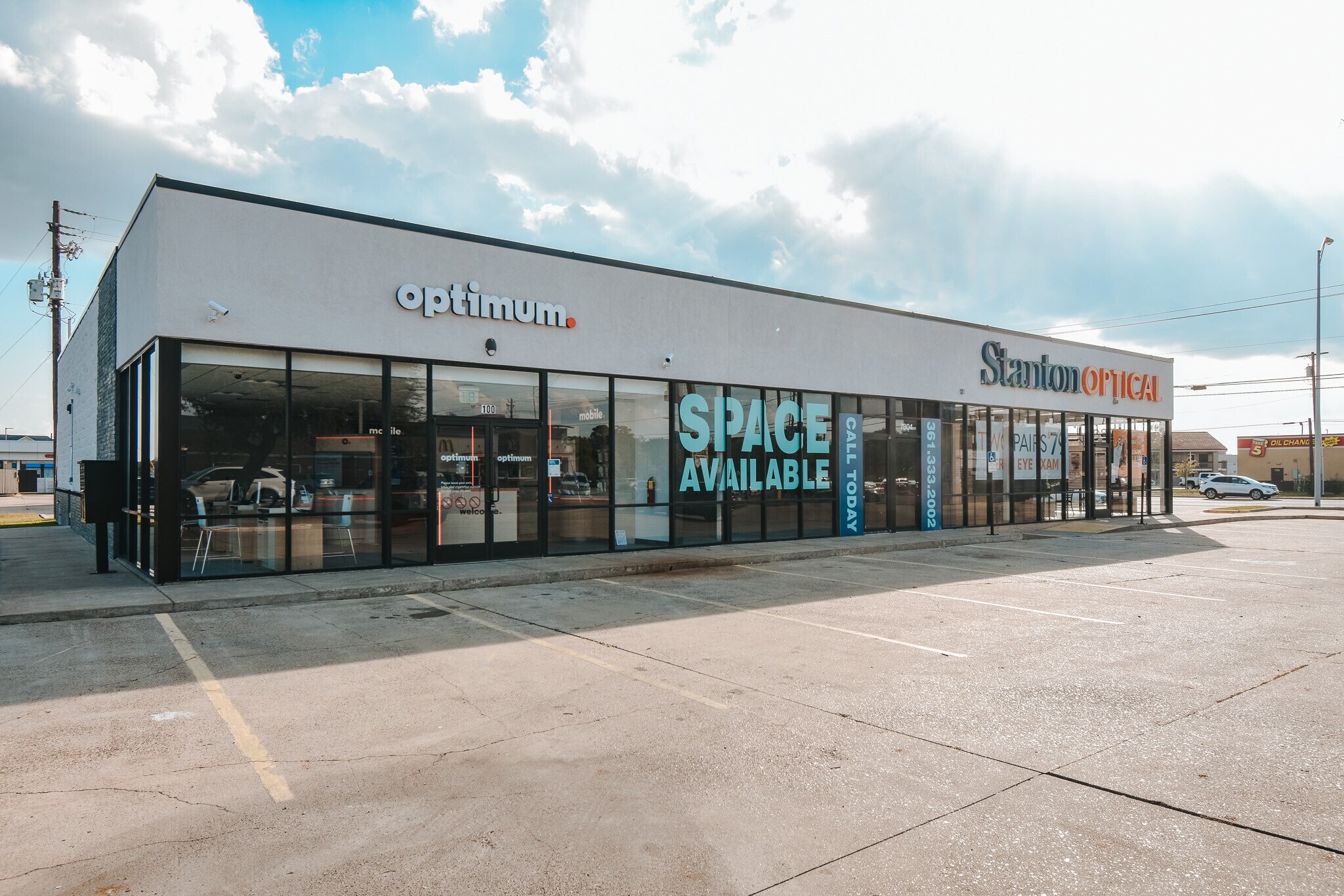 7804 N Navarro St, Victoria, TX à louer Photo de l’immeuble– Image 1 sur 4