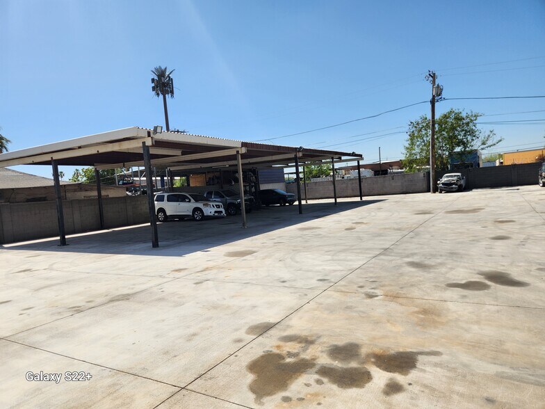 1617-1621 W Latham St, Phoenix, AZ à louer - Photo de l’immeuble – Image 2 sur 9