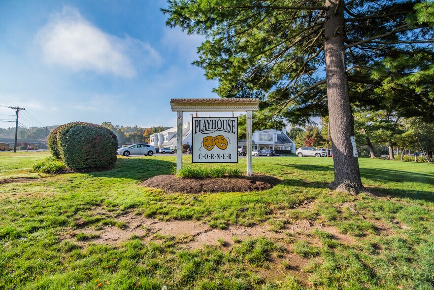 77 Main St S, Southbury, CT à vendre - Photo de l’immeuble – Image 3 sur 18