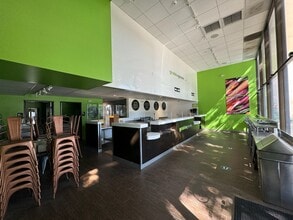 1055 2nd Ave, San Diego, CA à louer Photo intérieure– Image 1 sur 3