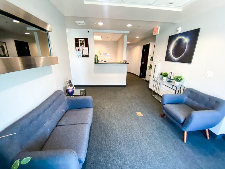 203 S Water St, Henderson, NV à vendre - Photo intérieure – Image 3 sur 9