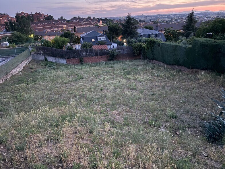 Calle de las Arizónicas, 5, Móstoles, Madrid à vendre - Photo de l’immeuble – Image 3 sur 4