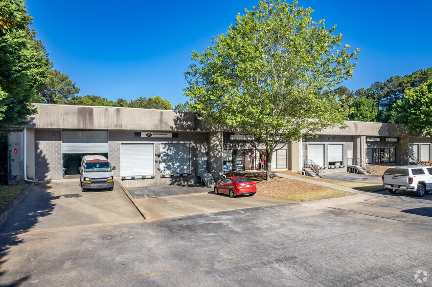 7217-7237 Daniel Dr, Stockbridge, GA à louer - Photo de l’immeuble – Image 1 sur 4