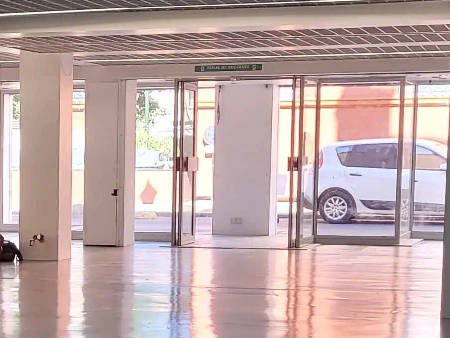 Local commercial dans Coulommiers à louer Photo intérieure– Image 1 sur 4