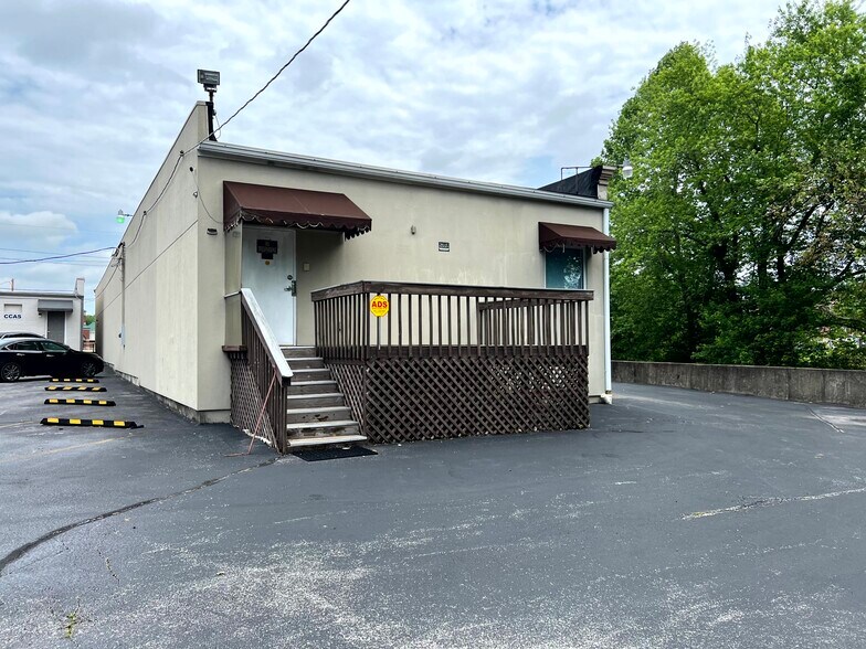 311 W 9th St, Hopkinsville, KY à louer - Photo de l’immeuble – Image 2 sur 41