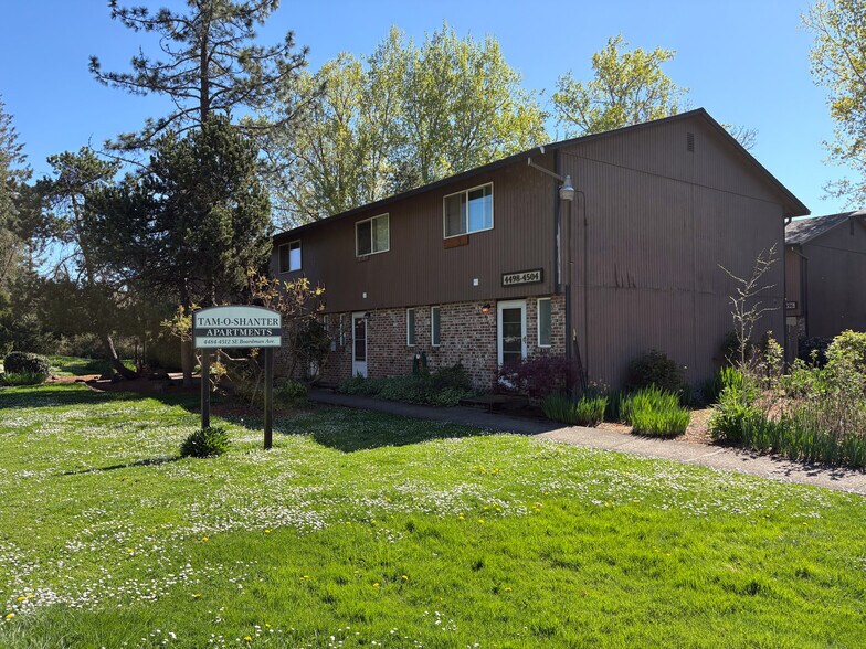 4484 SE Boardman Ave, Milwaukie, OR à vendre - Photo de l’immeuble – Image 1 sur 12