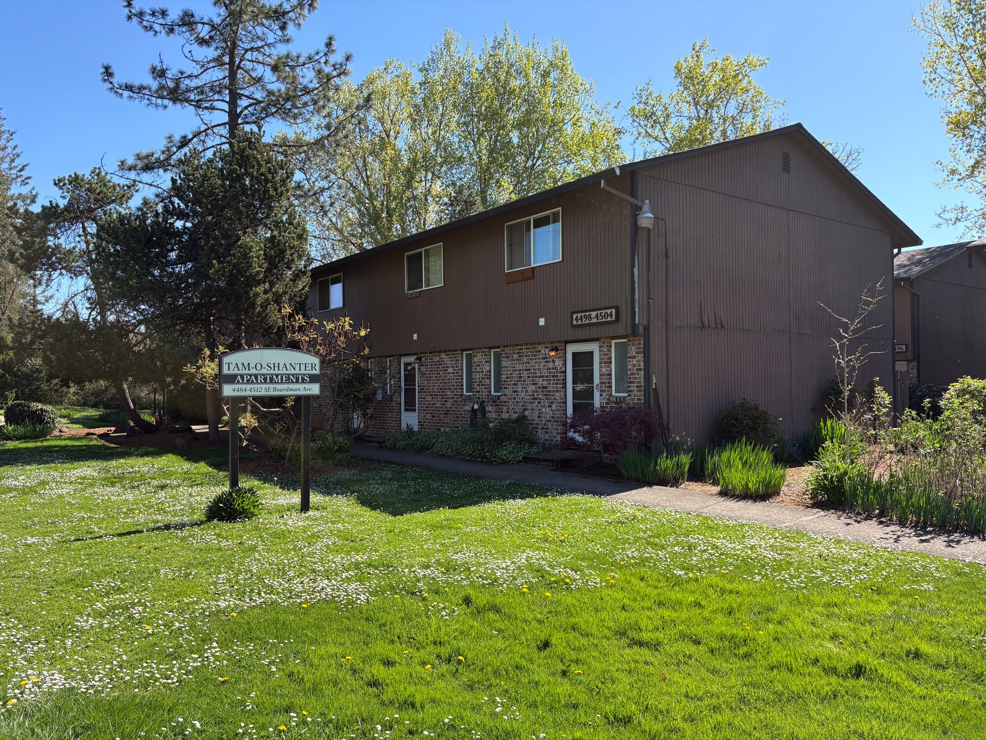 4484 SE Boardman Ave, Milwaukie, OR à vendre Photo de l’immeuble– Image 1 sur 13