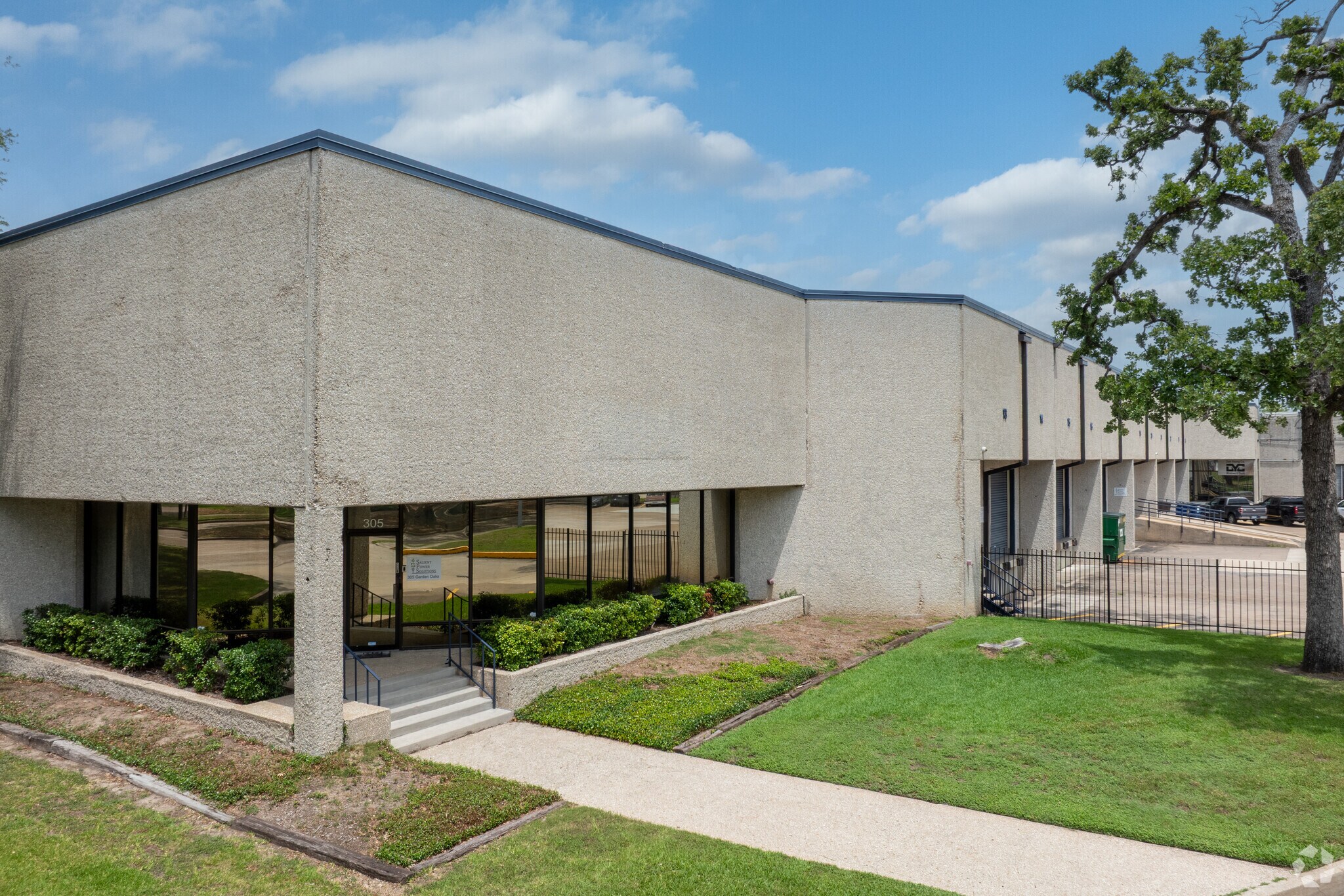 3701-3749 Yale St, Houston, TX à louer Photo de l’immeuble– Image 1 sur 7