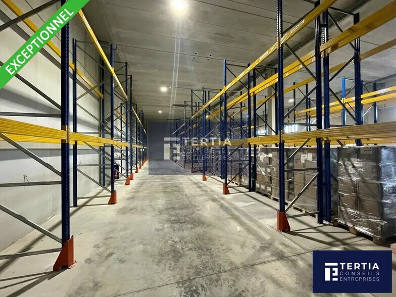 Local d’activités dans Vendargues à louer - Photo de l’immeuble – Image 3 sur 9