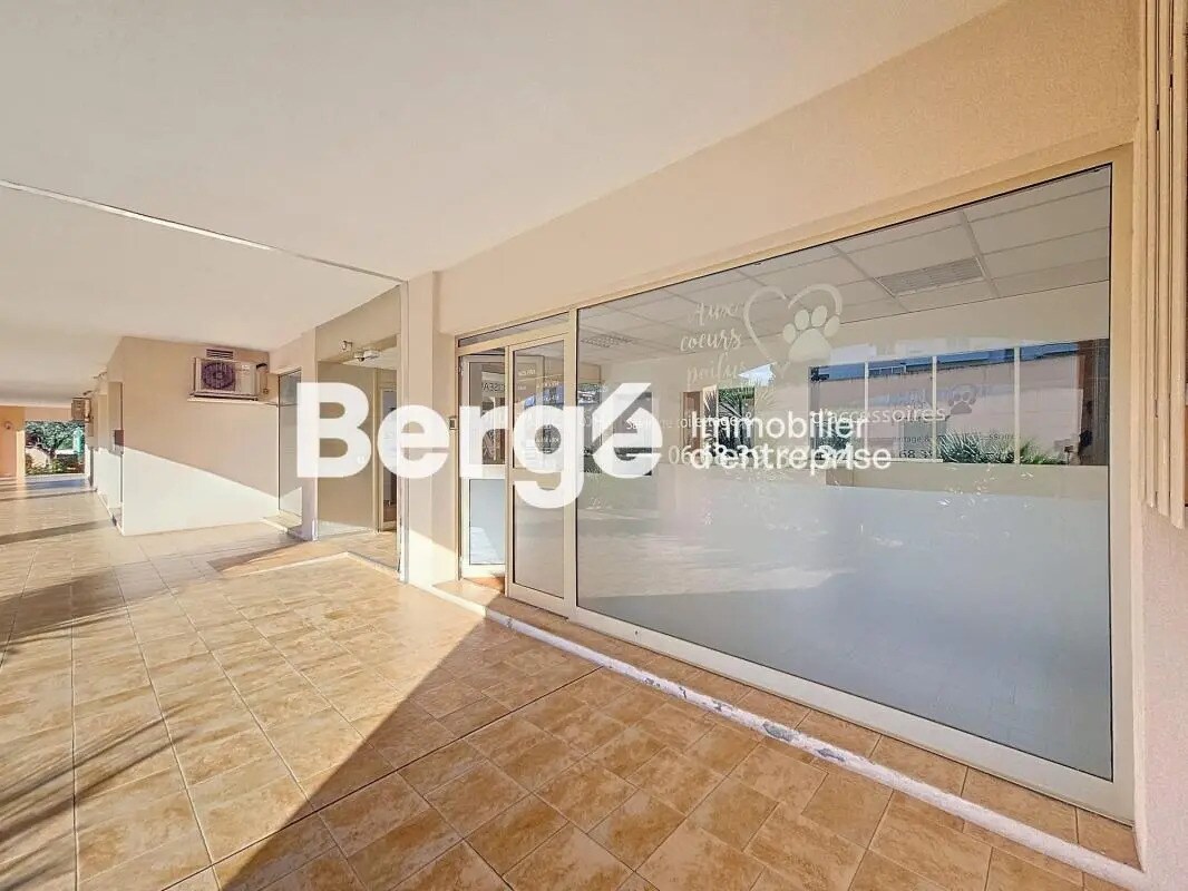 Local commercial dans Le Cannet à vendre Hall d’entrée– Image 1 sur 18