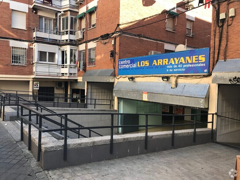 Local commercial dans Madrid, Madrid à vendre - Photo principale – Image 1 sur 3