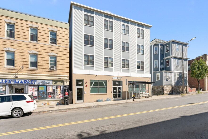 332 Talbot Ave, Dorchester Center, MA à louer - Photo de l’immeuble – Image 2 sur 31