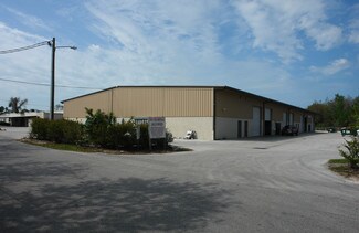 Plus de détails pour 1911 Oakmont Ave, Tarpon Springs, FL - Industriel/Logistique à louer