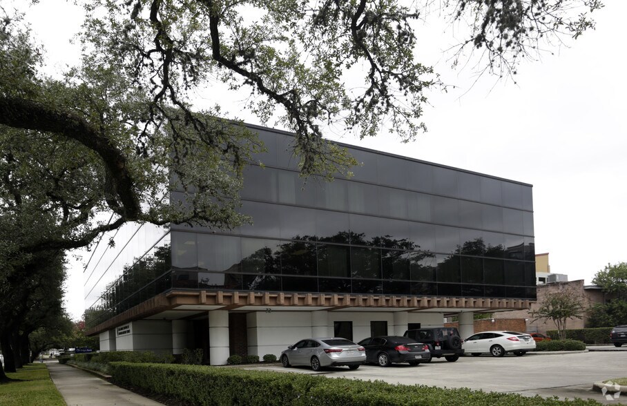 5215 Main St, Houston, TX à louer - Photo de l’immeuble – Image 3 sur 6