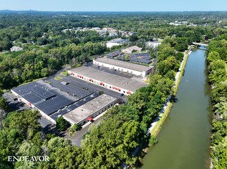 Plus de détails pour 1387 Fairport Rd, Fairport, NY - Bureau, Local d'activités à louer