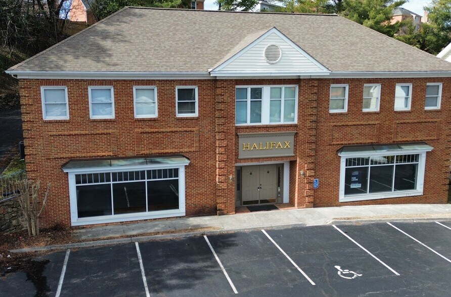 4525 Brambleton Ave, Roanoke, VA à louer - Photo de l’immeuble – Image 2 sur 9