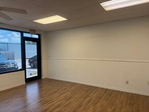 4051 Madison St, New Port Richey, FL à louer Photo intérieure– Image 1 sur 5