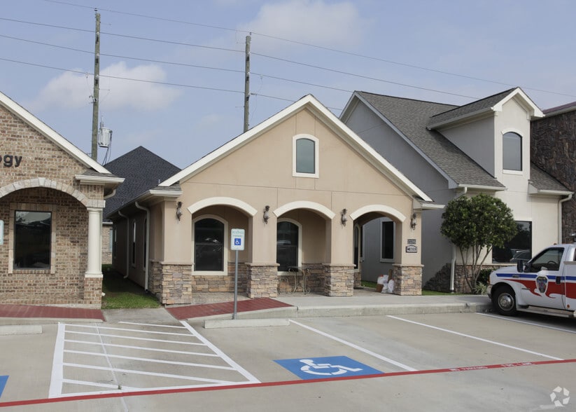 21386 Provincial Blvd, Katy, TX à vendre - Photo principale – Image 1 sur 57