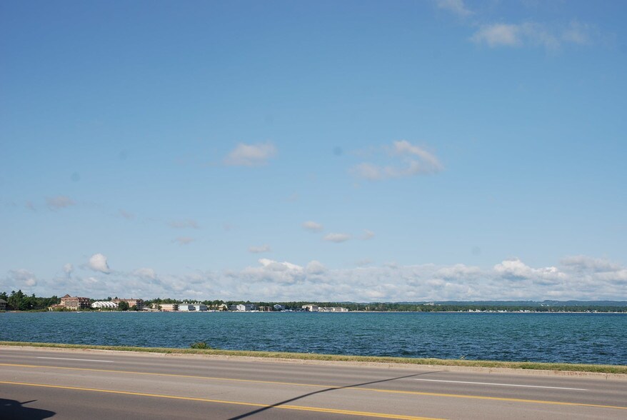 4620 N US Highway 31 N, Traverse City, MI à louer - Autre – Image 3 sur 3