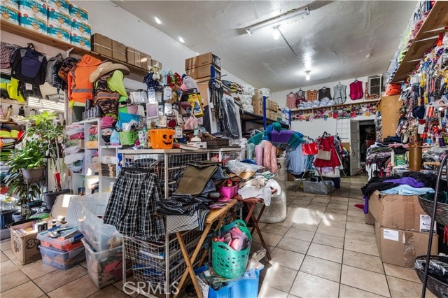 162-170 N Maple Ave, Fresno, CA 93702 - Lot B - - Photo intérieure - Image 1 of 2