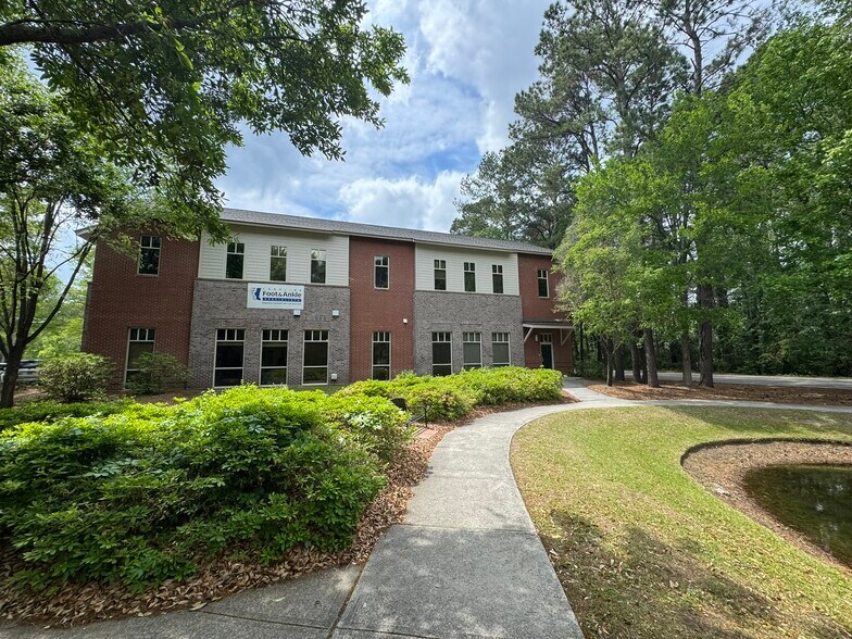 501 Bramson Ct, Mount Pleasant, SC à vendre - Photo de l’immeuble – Image 1 sur 11