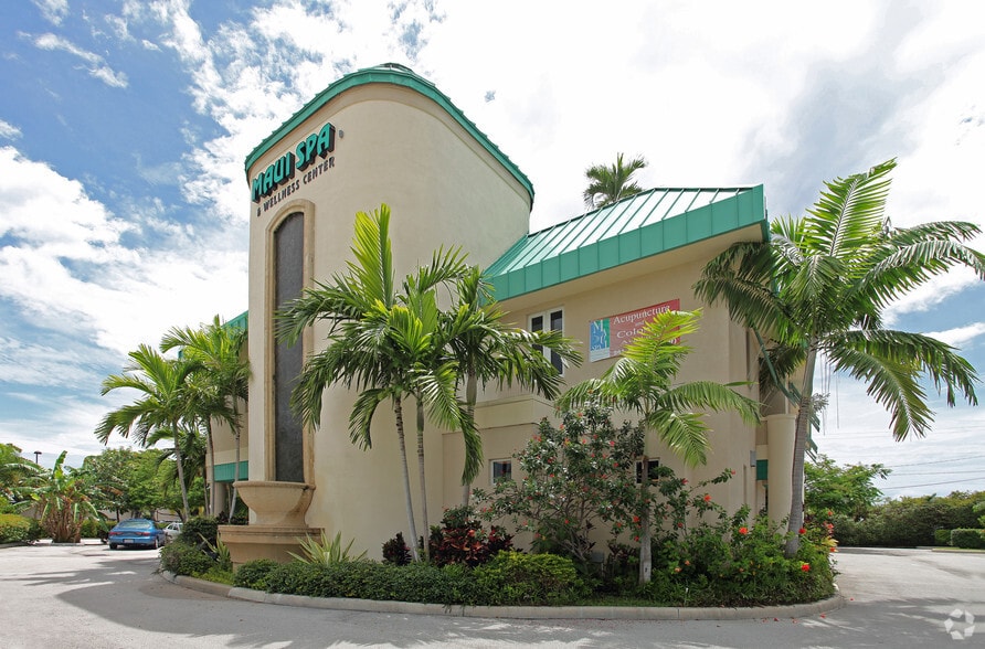 2100 NW 2nd Ave, Boca Raton, FL à louer - Photo de l’immeuble – Image 2 sur 20