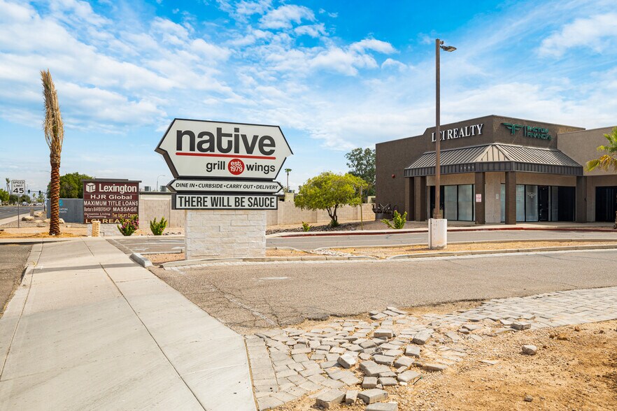1559 S Gilbert Rd, Mesa, AZ à vendre - Photo de l’immeuble – Image 3 sur 12