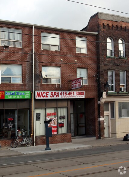 267-269 Broadview Ave, Toronto, ON à louer - Photo de l’immeuble – Image 2 sur 3