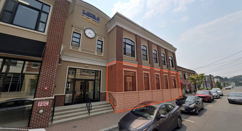 102 W High St, Glassboro, NJ à louer - Photo de l’immeuble – Image 1 sur 2