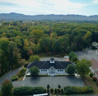 Plus de détails pour 245 Russell St, Hadley, MA - Bureau à louer