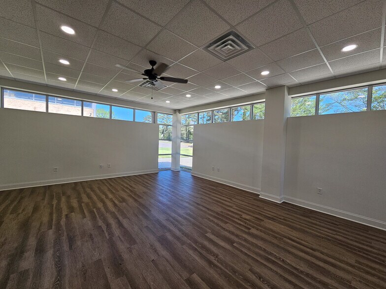 105 Citation Ct, Homewood, AL à louer - Photo de l’immeuble – Image 2 sur 8