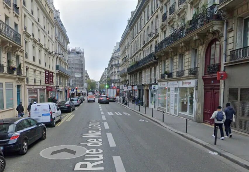 Local commercial dans Paris à vendre - Photo de l’immeuble – Image 2 sur 4