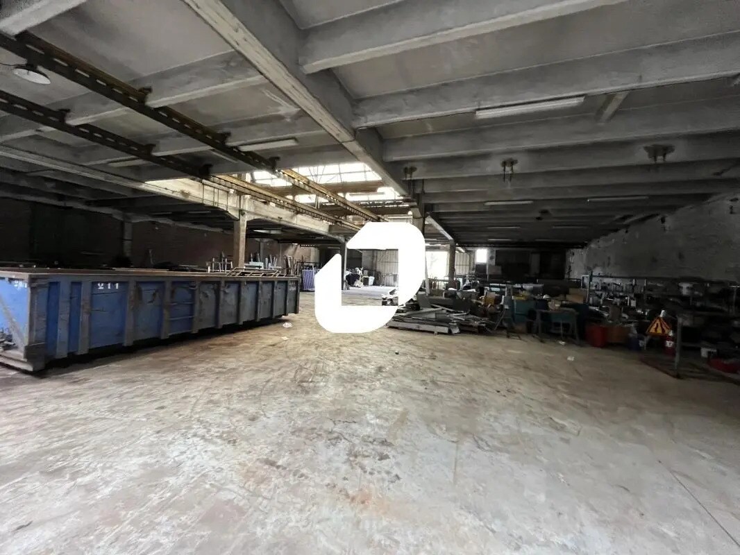 Local d’activités dans Auberchicourt à louer Photo intérieure– Image 1 sur 9