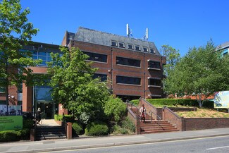 Plus de détails pour 43 London Rd, Reigate - Bureau à louer