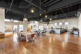 24 Cambridge St, Charlestown, MA à vendre Photo intérieure– Image 2 sur 11