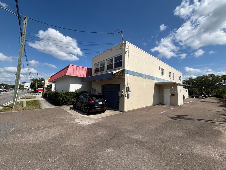 1221 Court St, Clearwater, FL à louer - Photo de l’immeuble – Image 3 sur 17