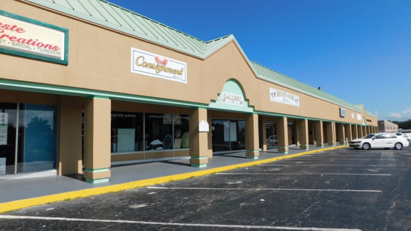 247-281 N Babcock St, Melbourne, FL à louer Photo intérieure– Image 1 sur 4