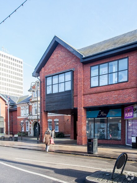 30A High St, New Malden à louer - Photo de l’immeuble – Image 2 sur 11