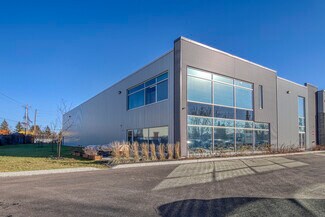 Plus de détails pour 525 Rue Sagard, St-Bruno-de-Montarville, QC - Industriel/Logistique à louer