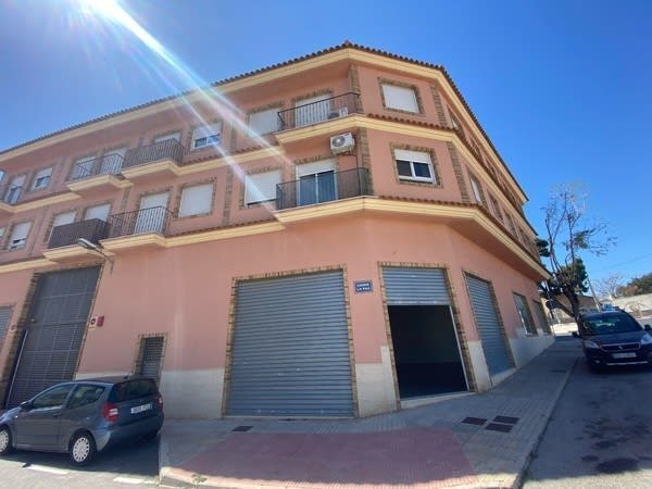 Local commercial dans Novelda à vendre - Photo de l’immeuble – Image 2 sur 17