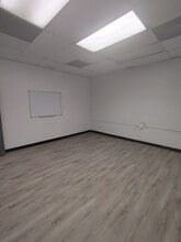 3455 N Desert Dr, East Point, GA à louer Photo intérieure– Image 2 sur 3