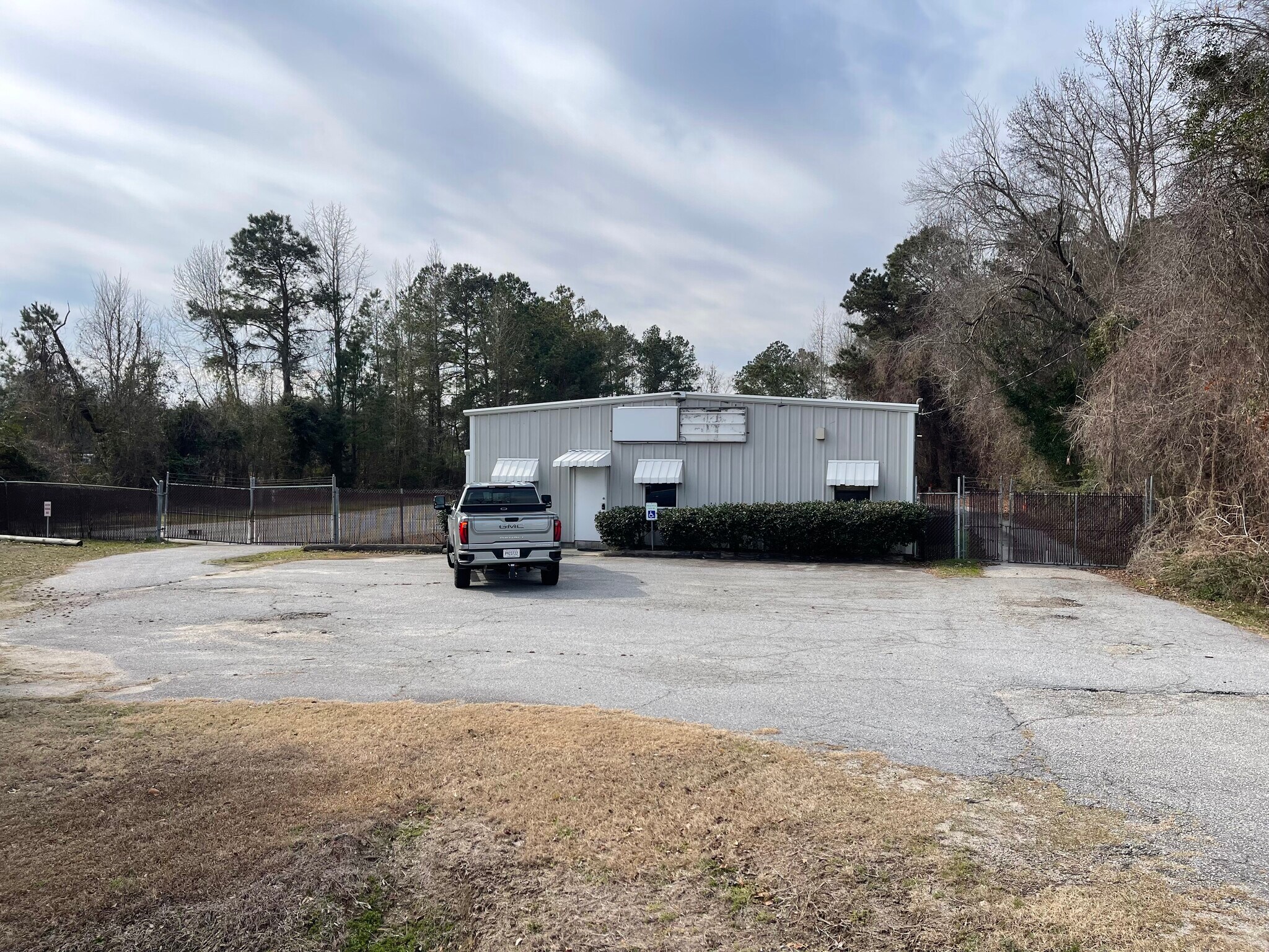 2160 Thomas Sumter Hwy, Sumter, SC à louer Photo principale– Image 1 sur 13