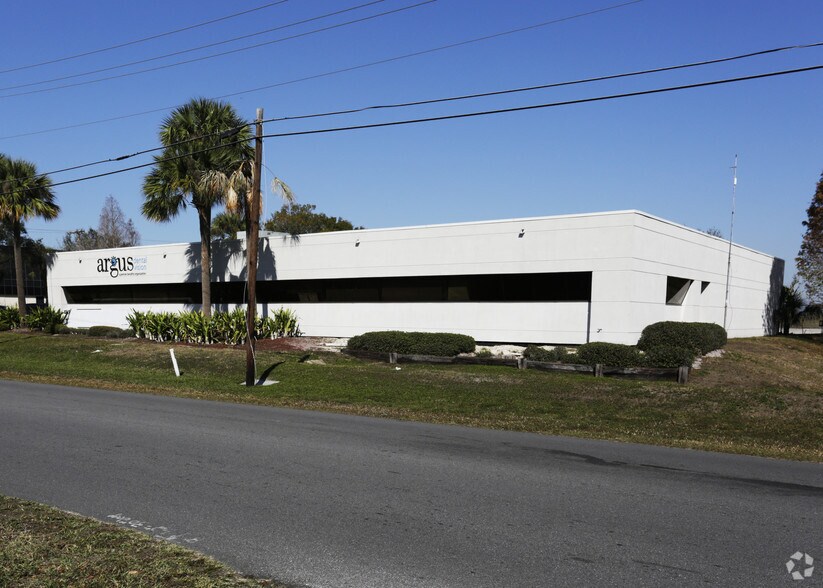 4919 W Laurel St, Tampa, FL à vendre - Photo de l’immeuble – Image 2 sur 6