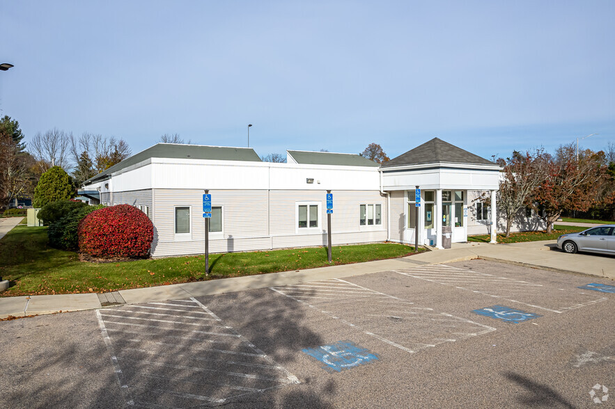 31 Dow Rd, Plainfield, CT à louer - Photo principale – Image 1 sur 13