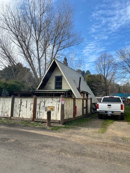6065 State Highway 49 N, Mariposa, CA à vendre - Photo de l’immeuble – Image 3 sur 4
